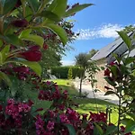 Le Domaine D'etaville Bed and Breakfast