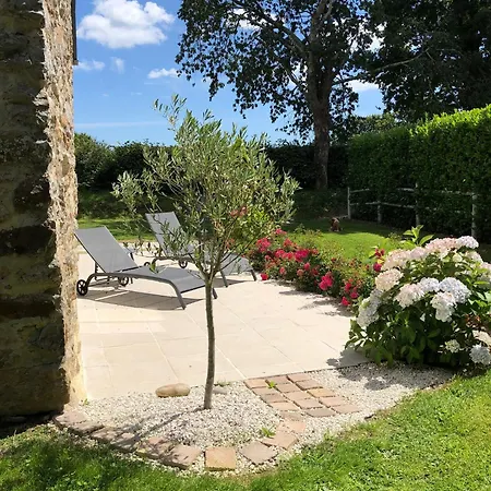 Le Domaine D'etaville Bed and breakfast Sottevast
