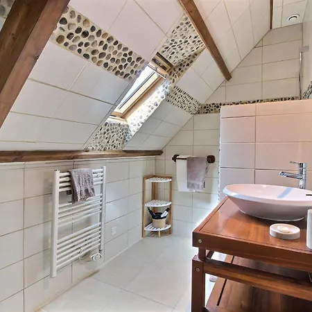 Le Domaine D'etaville 住宿加早餐酒店 Sottevast