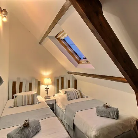 Le Domaine D'etaville 住宿加早餐酒店