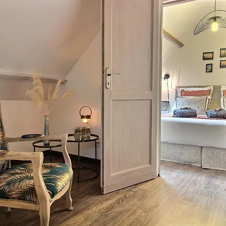 Le Domaine D'etaville 住宿加早餐酒店