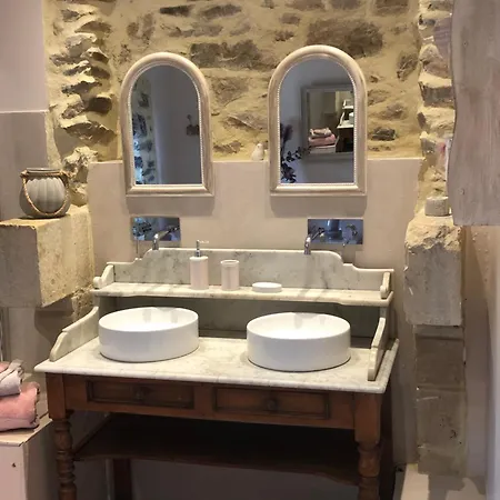 Le Domaine D'etaville 住宿加早餐酒店 Sottevast