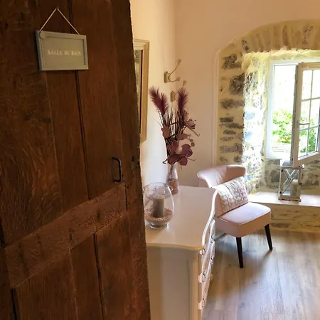 Le Domaine D'etaville 住宿加早餐酒店 Sottevast