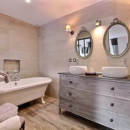Le Domaine D'etaville B&B 4*