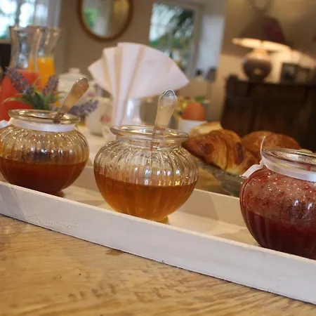 Le Domaine D'etaville 住宿加早餐酒店 Sottevast