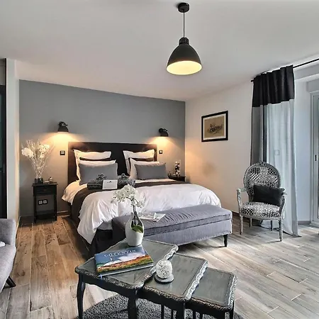 住宿加早餐酒店 Le Domaine D'etaville 4*