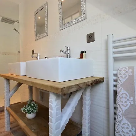 Le Domaine D'etaville Panzió 4*