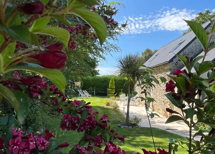 Le Domaine D'etaville Bed & Breakfast