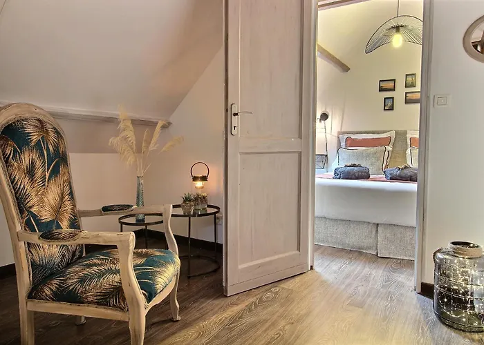 Le Domaine D'etaville Bed & Breakfast