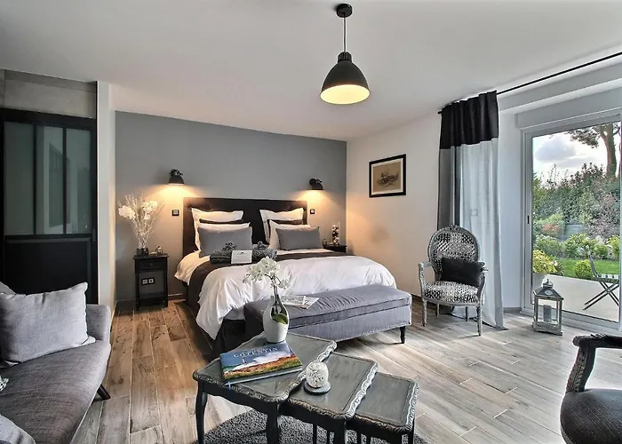 Bed & Breakfast Le Domaine D'etaville 4*