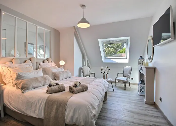 Bed & Breakfast Le Domaine D'etaville 4*